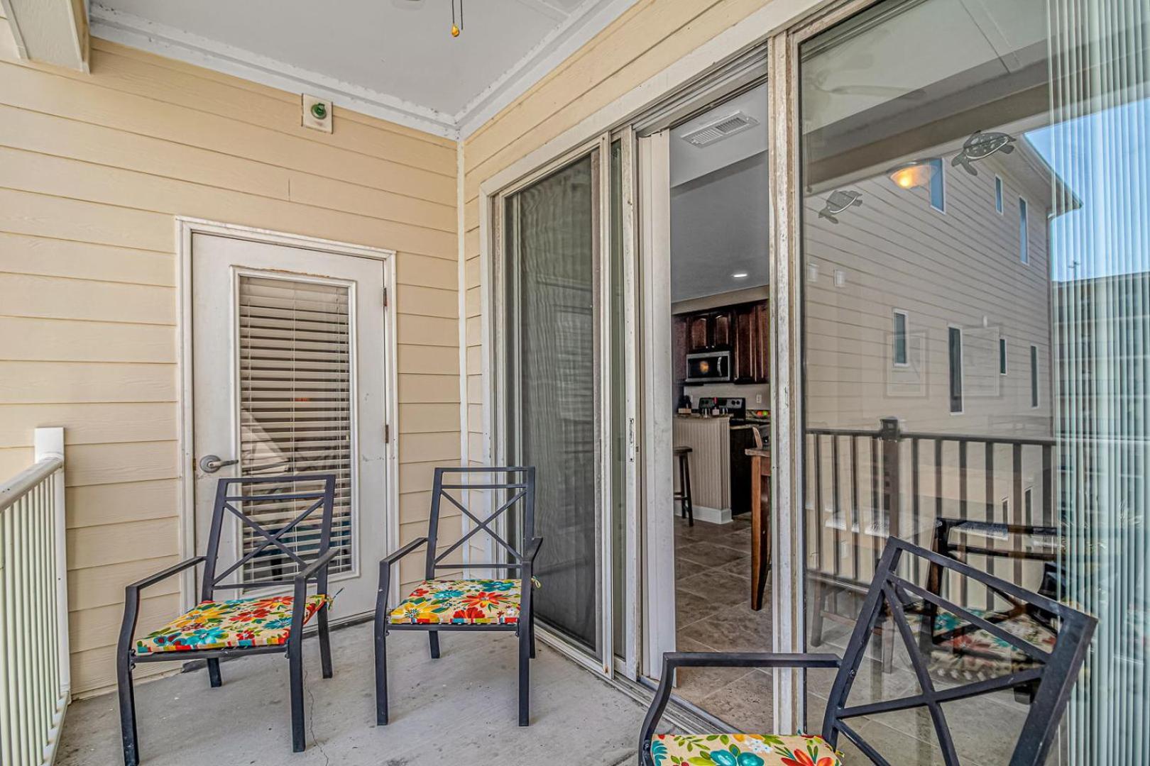 מירטל ביץ' Ocean Breeze Luxury Villas 3D, Nicely Updated! Across From The Ocean! Sleeps 18 ! מראה חיצוני תמונה